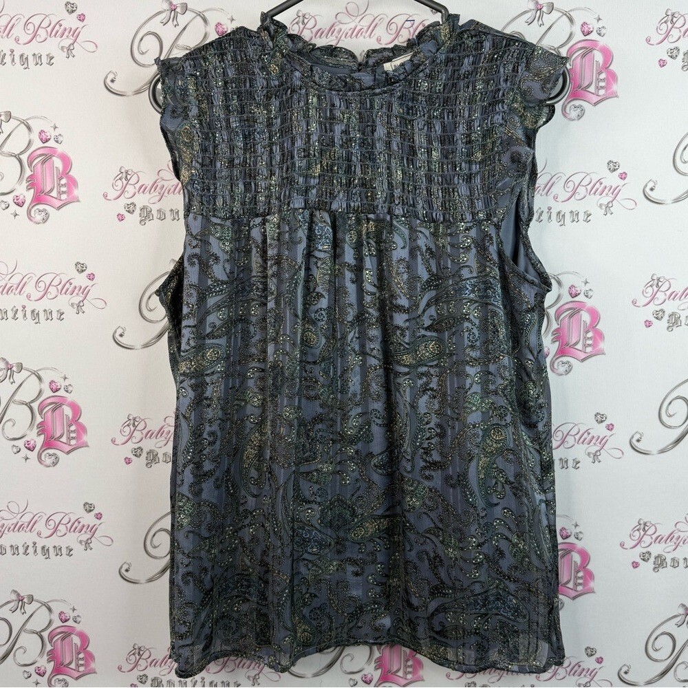 Blousology tank top blouse pleated ruffles frilly Chic Paisley Gray Blouse